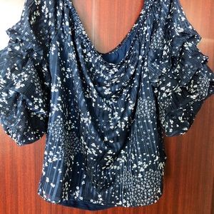 1.State off the shoulder XL